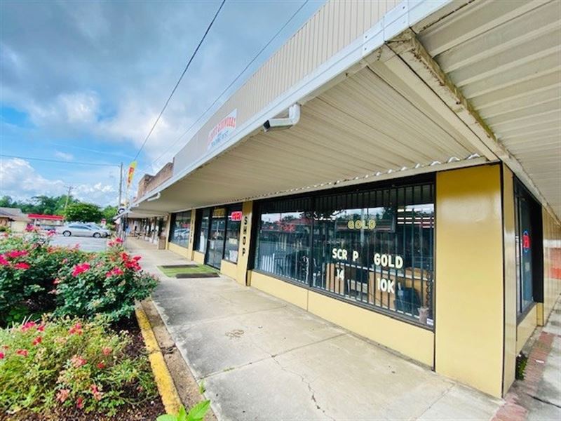 10,600 Square Foot Of Retail Area : Tylertown : Walthall County : Mississippi