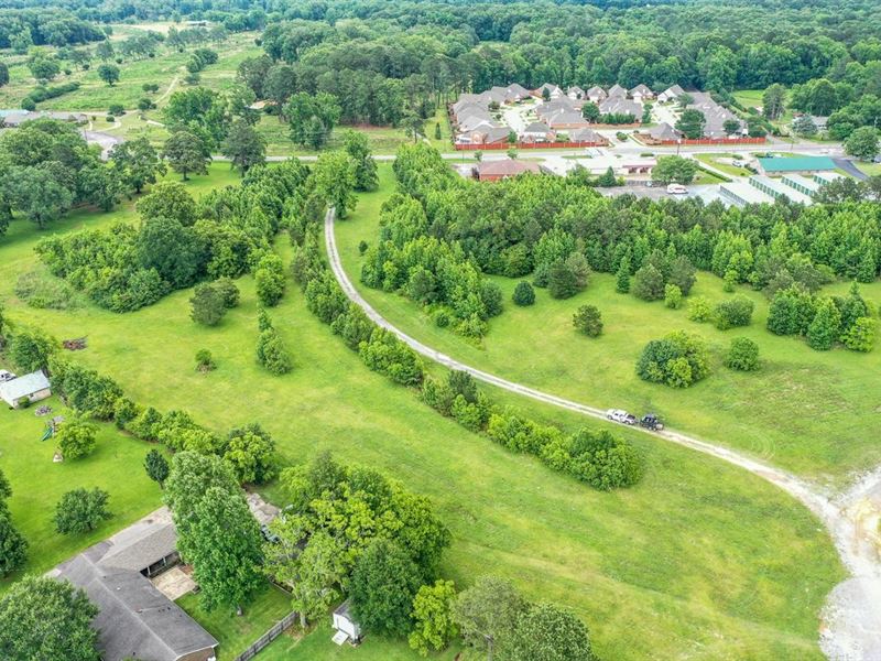 13 Acres Of Residential/Commercial : Wetumpka : Elmore County : Alabama