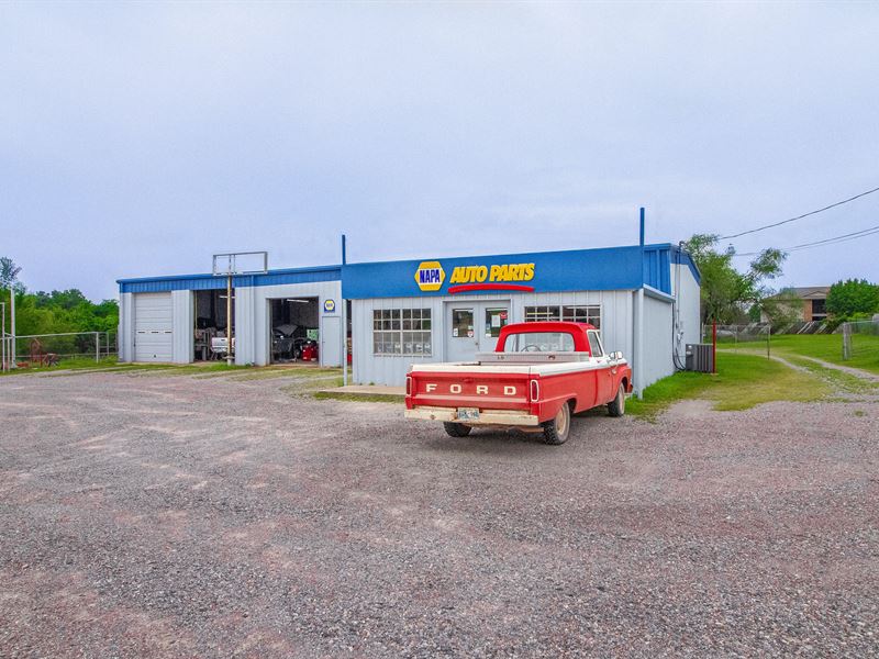 Complete Auto Shop, Napa Dealership : Meeker : Lincoln County : Oklahoma