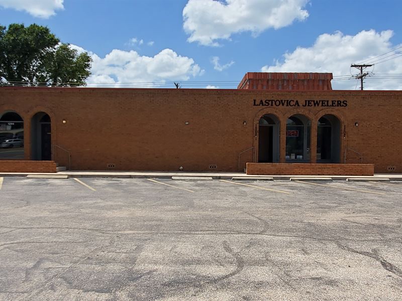 3,680 Sqft Office / Retail : Temple : Bell County : Texas