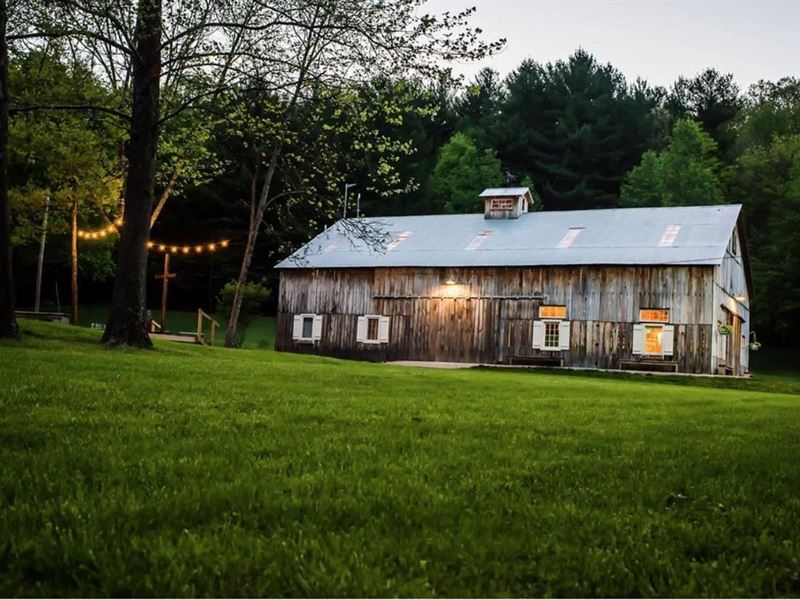 The Old Barn Wedding Venue, 2 Four : Nashville : Brown County : Indiana