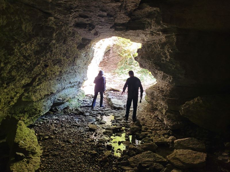 Large Cave, Rental Cabins, Home : Mansfield : Wright County : Missouri