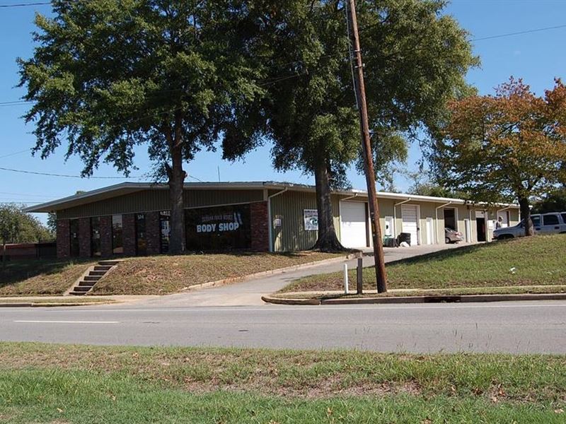 Full Body Shop Business : Perry : Houston County : Georgia