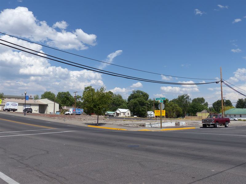 Nice Commercial Lot : Burns : Harney County : Oregon