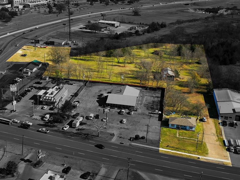 Commercial Development Land : Paris : Lamar County : Texas