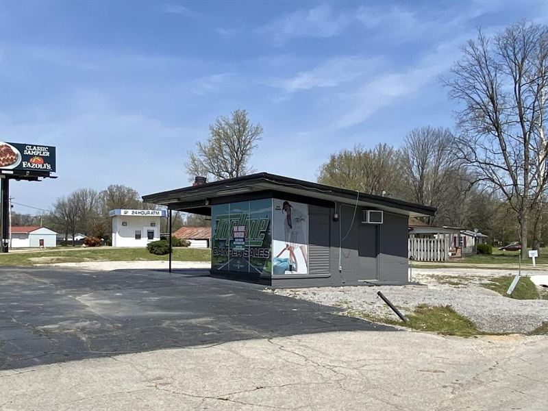 Commercial Building And Lot For Sal : Poplar Bluff : Butler County : Missouri