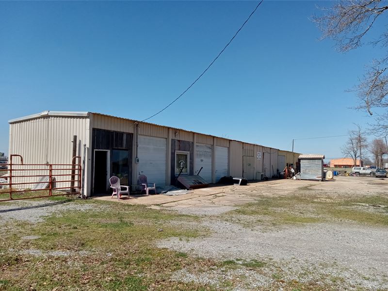 1.2 Acres with Garage in Sunflower : Indianola : Sunflower County : Mississippi