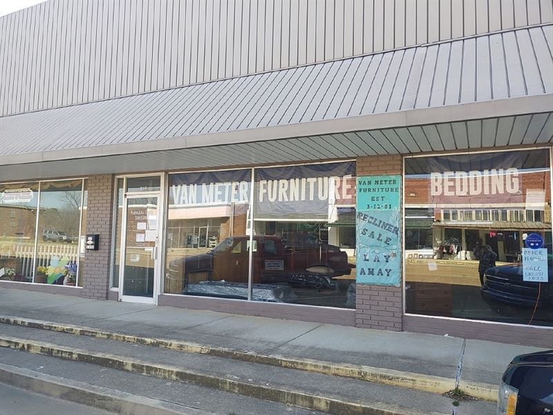 Commercial Building in Antlers, OK : Antlers : Pushmataha County : Oklahoma