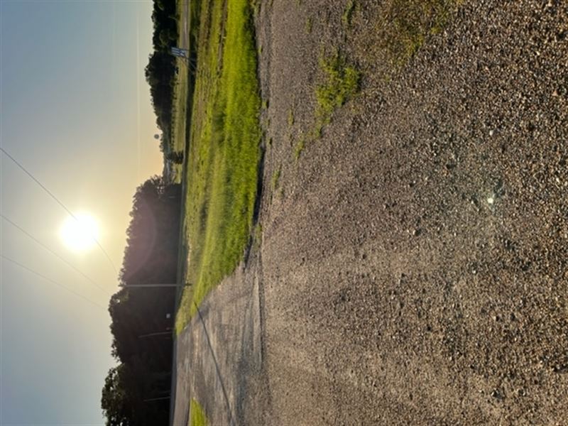 1.65 Acres-Commercial : Tylertown : Walthall County : Mississippi