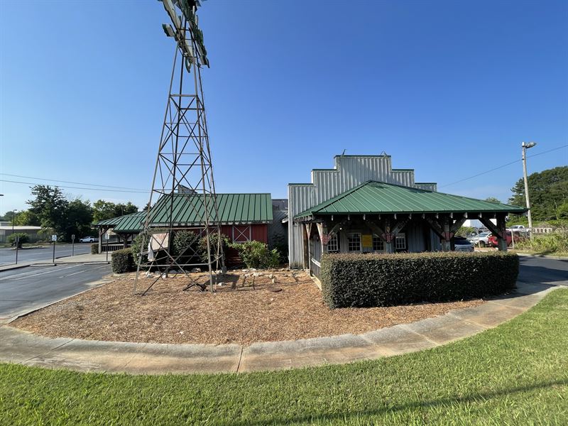 3.29 Ac, 4 Fully Leased Buildings : Cartersville : Bartow County : Georgia