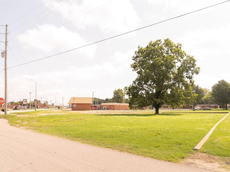 Commercial Lot for Sale : Poplar Bluff : Butler County : Missouri