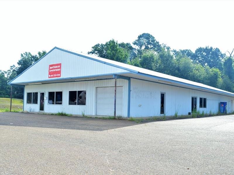 6050 Sqft Commercial Clearspan Buil : McComb : Pike County : Mississippi