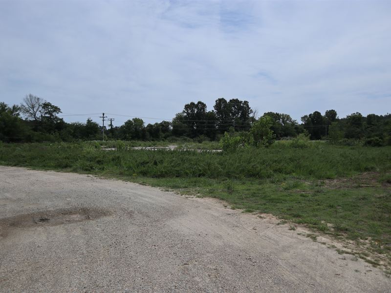 Commercial Land for Sale : Salem : Fulton County : Arkansas