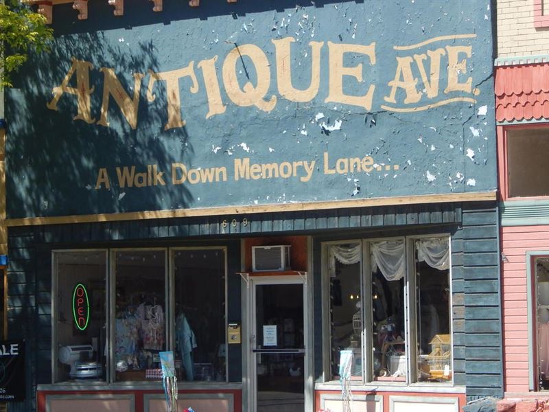 Antique Avenue Located on Main : Walsenburg : Huerfano County : Colorado
