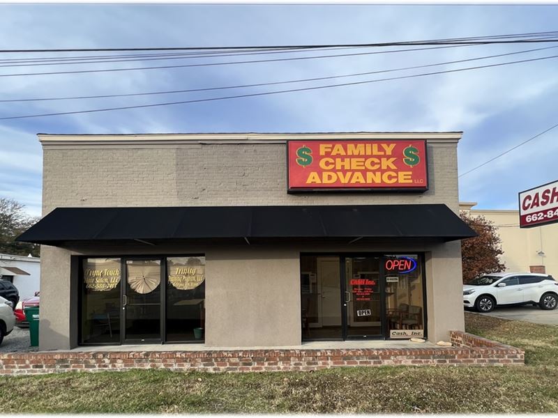 Commercial Building in Bolivar Coun : Cleveland : Bolivar County : Mississippi