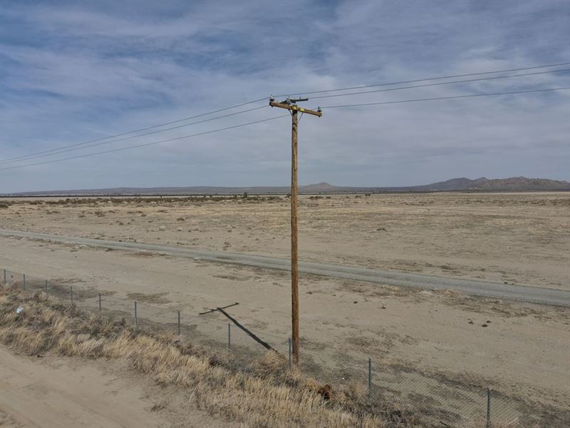 2.54 Acres in Palmdale : Palmdale : Los Angeles County : California