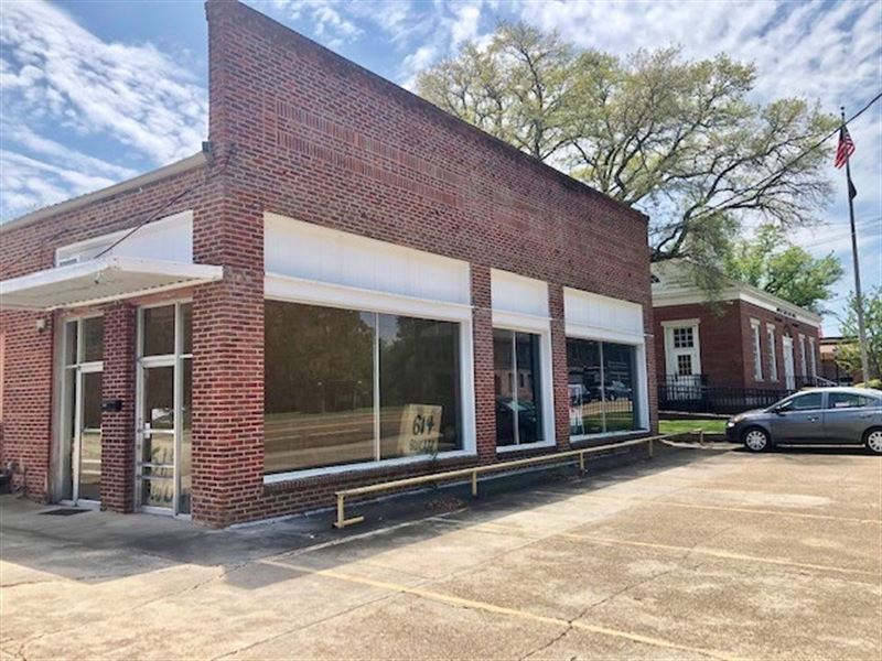 Commercial Building in Tylertown : Tylertown : Walthall County : Mississippi
