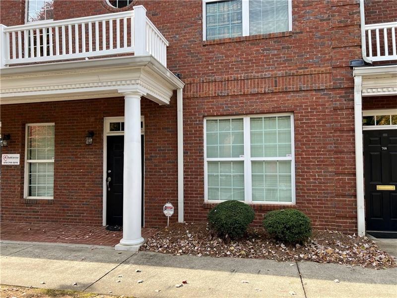 Gorgeous Office in Acworth : Acworth : Cobb County : Georgia