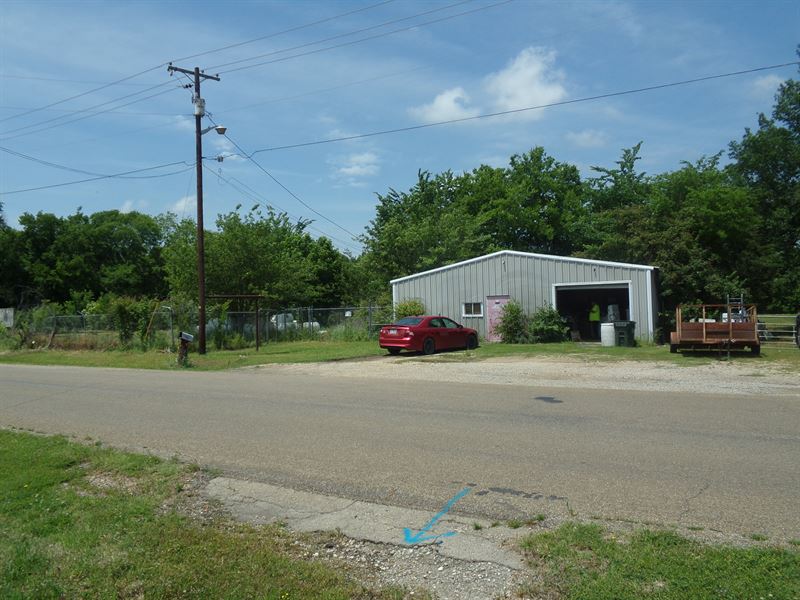 Multi-Use Commercial Property NE TX : Paris : Lamar County : Texas