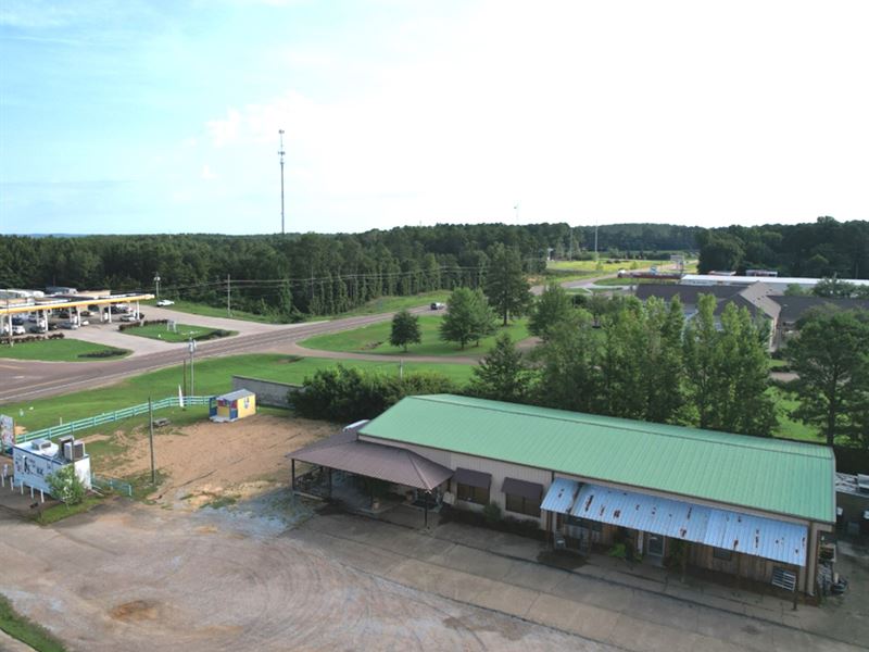 B & B Meat Market in Simpson Co : Mendenhall : Simpson County : Mississippi
