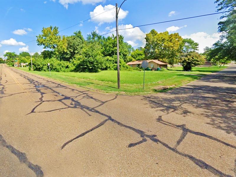 A Diverse Range Of Businesses : Texarkana : Bowie County : Texas