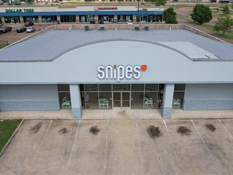 Commercial Building in Panola Count : Batesville : Panola County : Mississippi