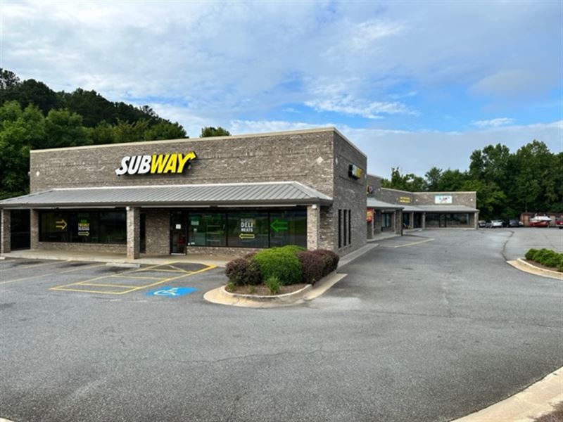 Income Producing Shopping Center : Cartersville : Bartow County : Georgia