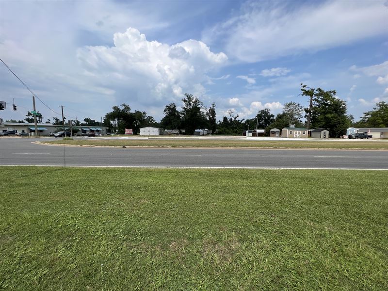 .68 Acre on High-Traffic Route : Marianna : Jackson County : Florida