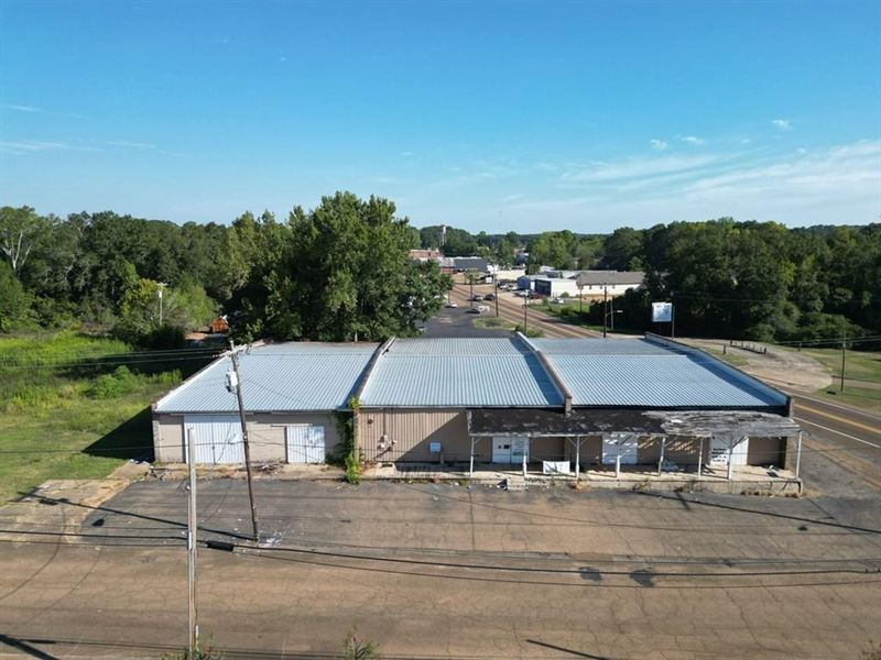 Historic Commercial Building in Mcc : McComb : Pike County : Mississippi