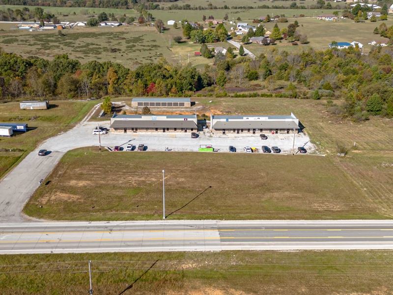 Hwy 63 Commercial Buildings : Houston : Texas County : Missouri