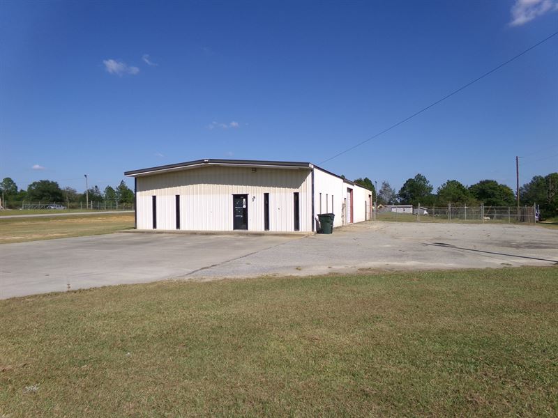 Commercial Property Swainsboro, GA : Swainsboro : Emanuel County : Georgia