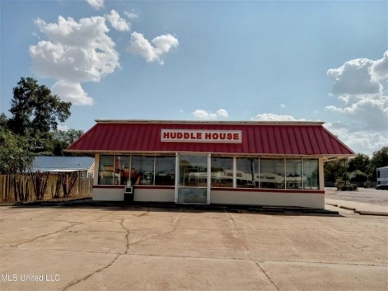 Commercial Property in Sunflower Co : Indianola : Sunflower County : Mississippi