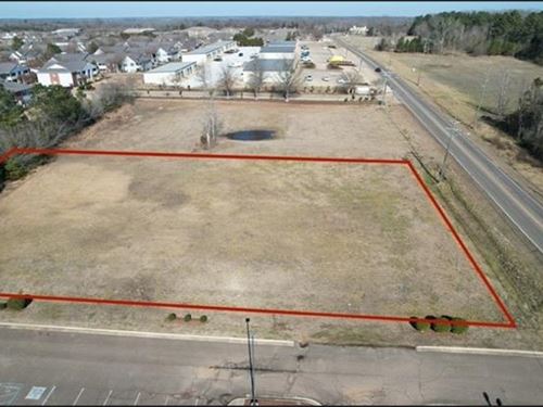1.2 Acres In Oktibbeha County In St : Starkville : Oktibbeha County : Mississippi