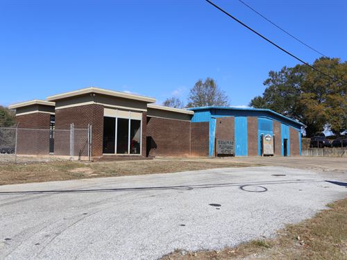 Alexander City Commercial Building : Alexander City : Tallapoosa County : Alabama