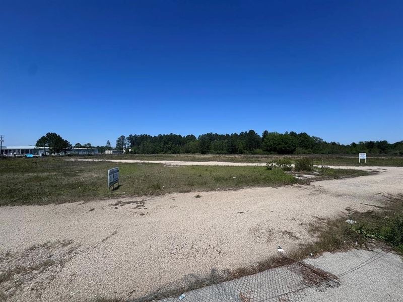 24.5 Commercial Acres for Sale : Gulfport : Harrison County : Mississippi