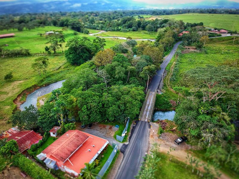 Beautiful Property : San Carlos : Costa Rica