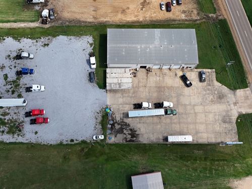 2.3 Acre Commercial Lot With A Buil : Indianola : Sunflower County : Mississippi