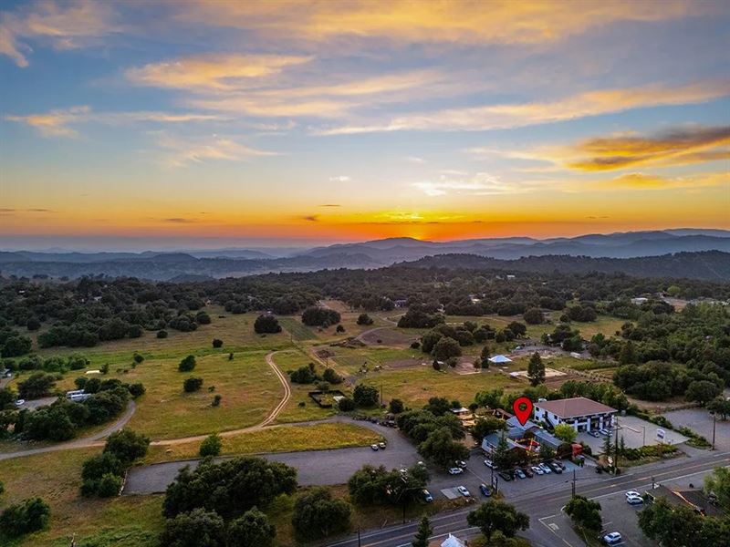 Local Legend for Sale Iconic Comme : Santa Ysabel : San Diego County : California