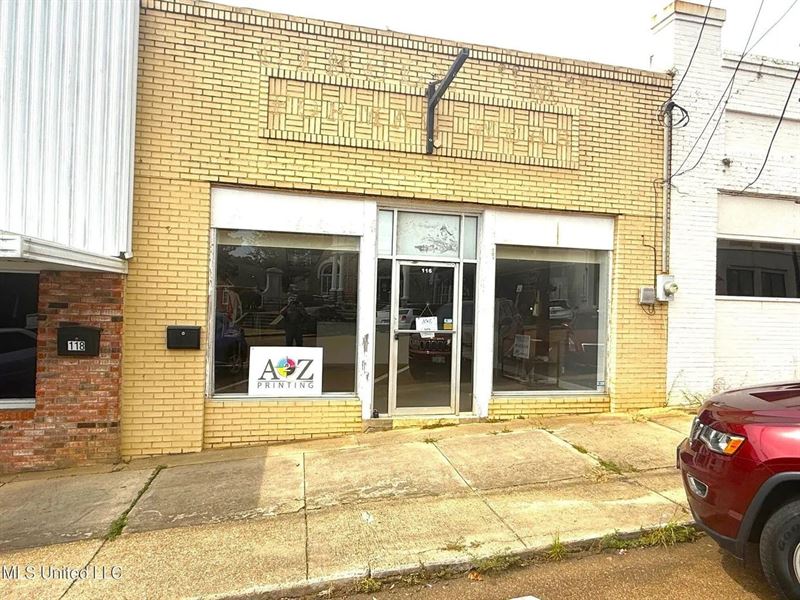 Downtown Retail Or Office Space : McComb : Pike County : Mississippi