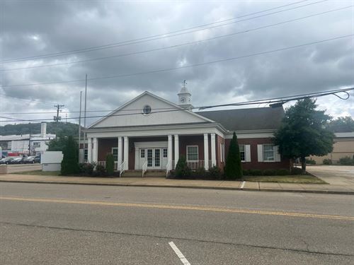 Bank Surplus, Downtown Location : East Liverpool : Columbiana County : Ohio