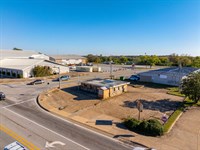 Commercial Corner Lot in Cave City : Cave City : Sharp County : Arkansas