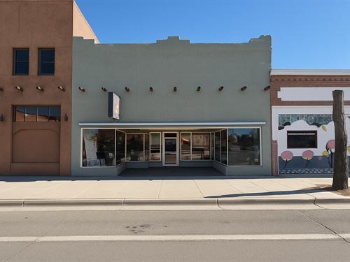 High-Exposure Downtown Retailoffice : Walsenburg : Huerfano County : Colorado