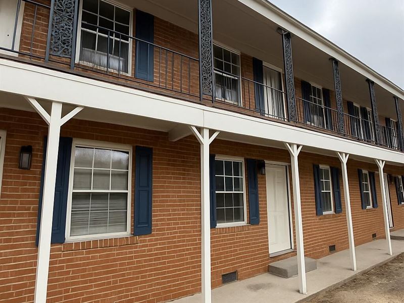 Turnkey 12-Unit Income Producer : Brookhaven : Lincoln County : Mississippi