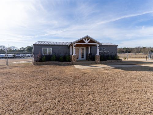 4.82 Acre Commercial Tract : Perry : Houston County : Georgia